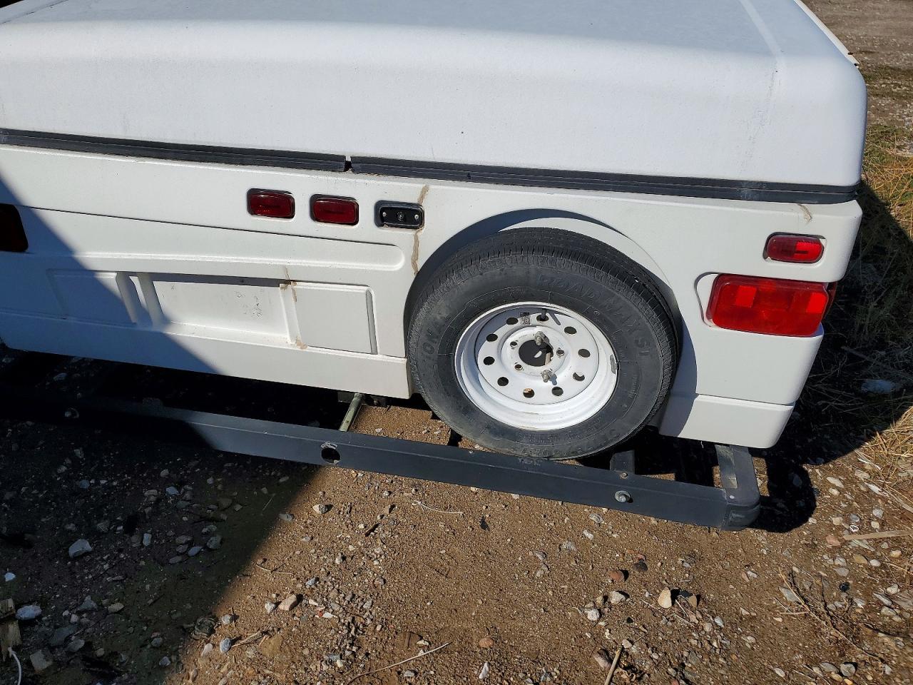 2001 FLEETWOOD Trailer VIN 4CP689F1617204853 photo 10