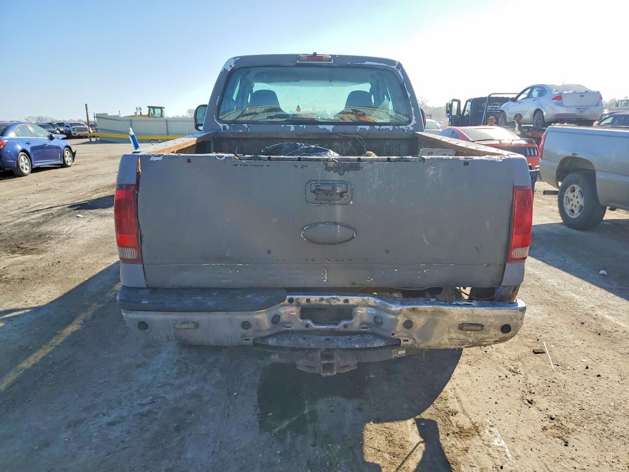 2003 Ford F350 VIN 3FTSX31L03MB47015 photo 6