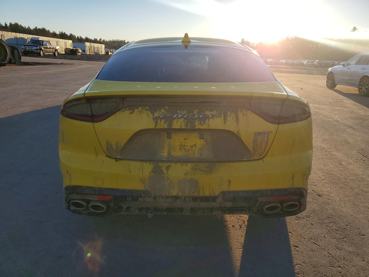 2018 Kia Stinger VIN KNAE35LC7J6020984 photo 6