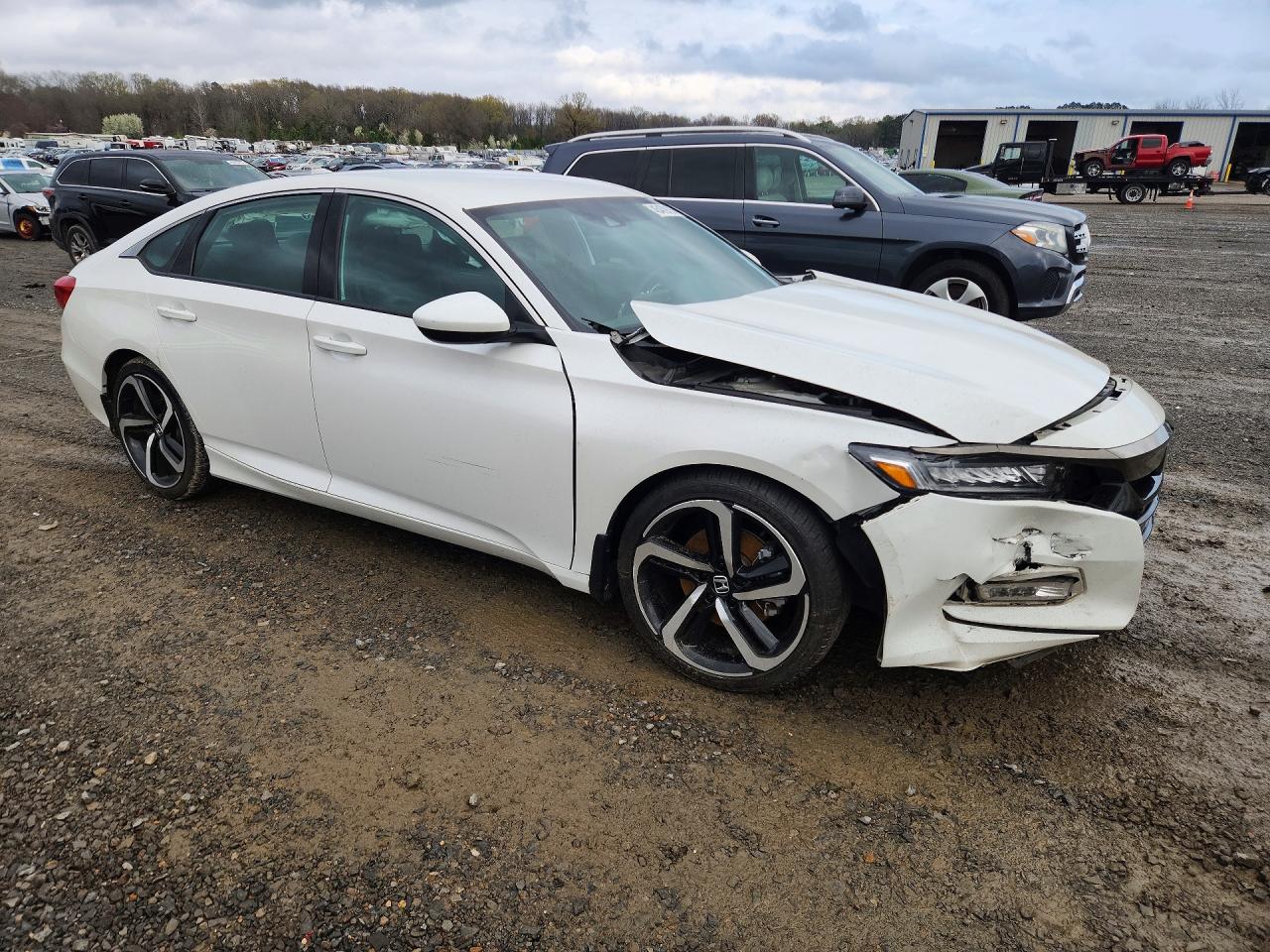 2020 Honda Accord VIN 1HGCV1F36LA151009 photo 4