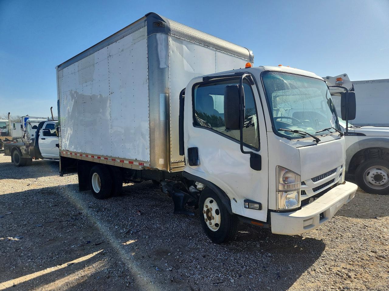 2019 Isuzu Npr VIN 54DB4W1B8KS812648 photo 4