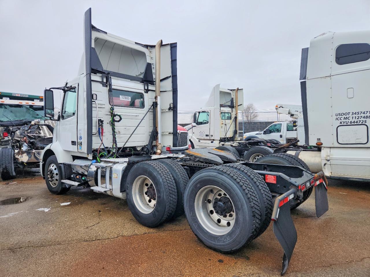 2020 VOLVO All other VIN 4V4WC9EGXLN266696 photo 3