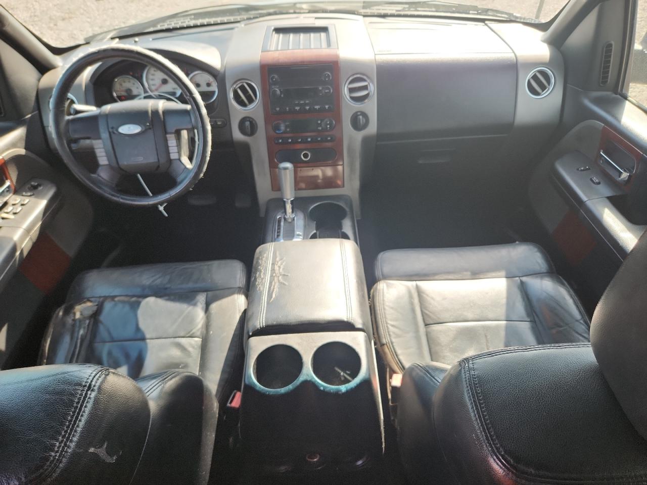 2005 Ford F150 VIN 1FTPW14535FA58584 photo 8