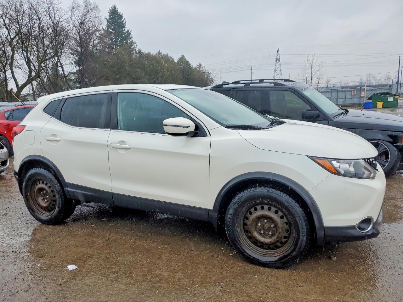 2019 NISS Rogue VIN JN1BJ1CP8KW215777 photo 4