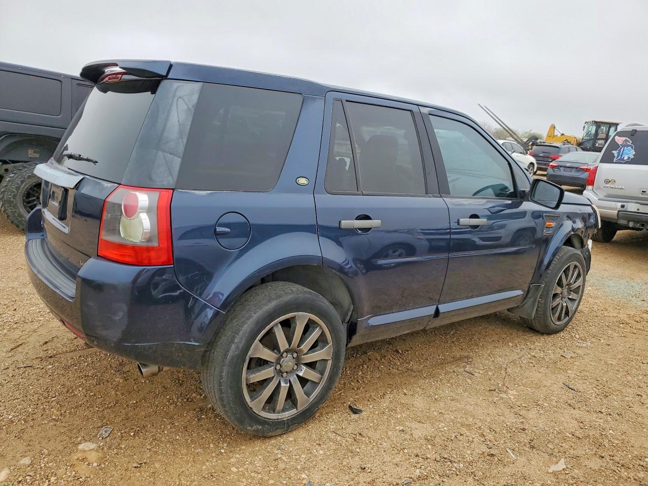 2008 Land Lr2 VIN SALFT24N48H108338 photo 3