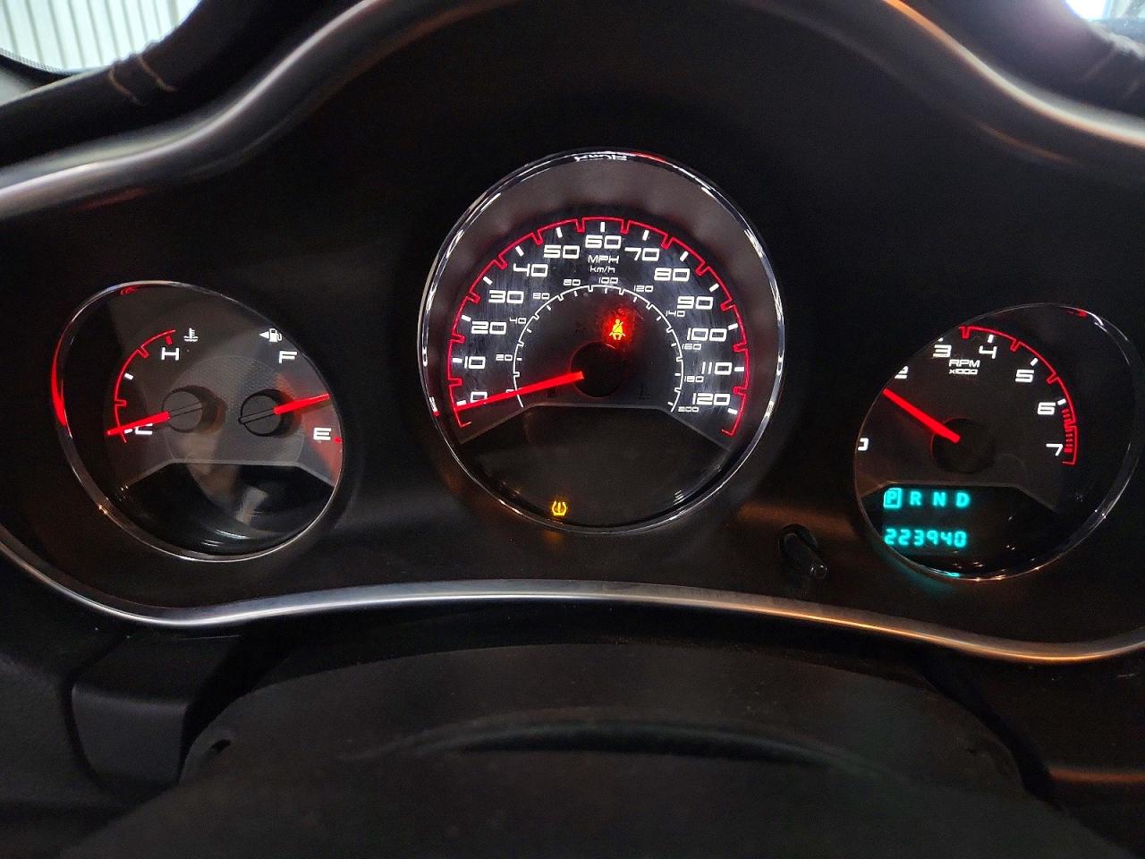 2014 Dodge Avenger VIN 1C3CDZAB0EN161002 photo 9
