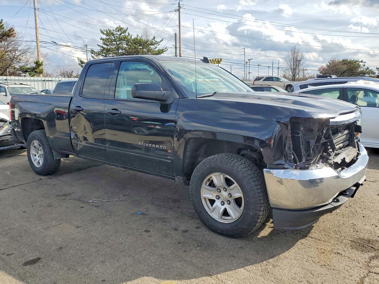 2018 Chev Silverado VIN 1GCVKREC8JZ169901 photo 4