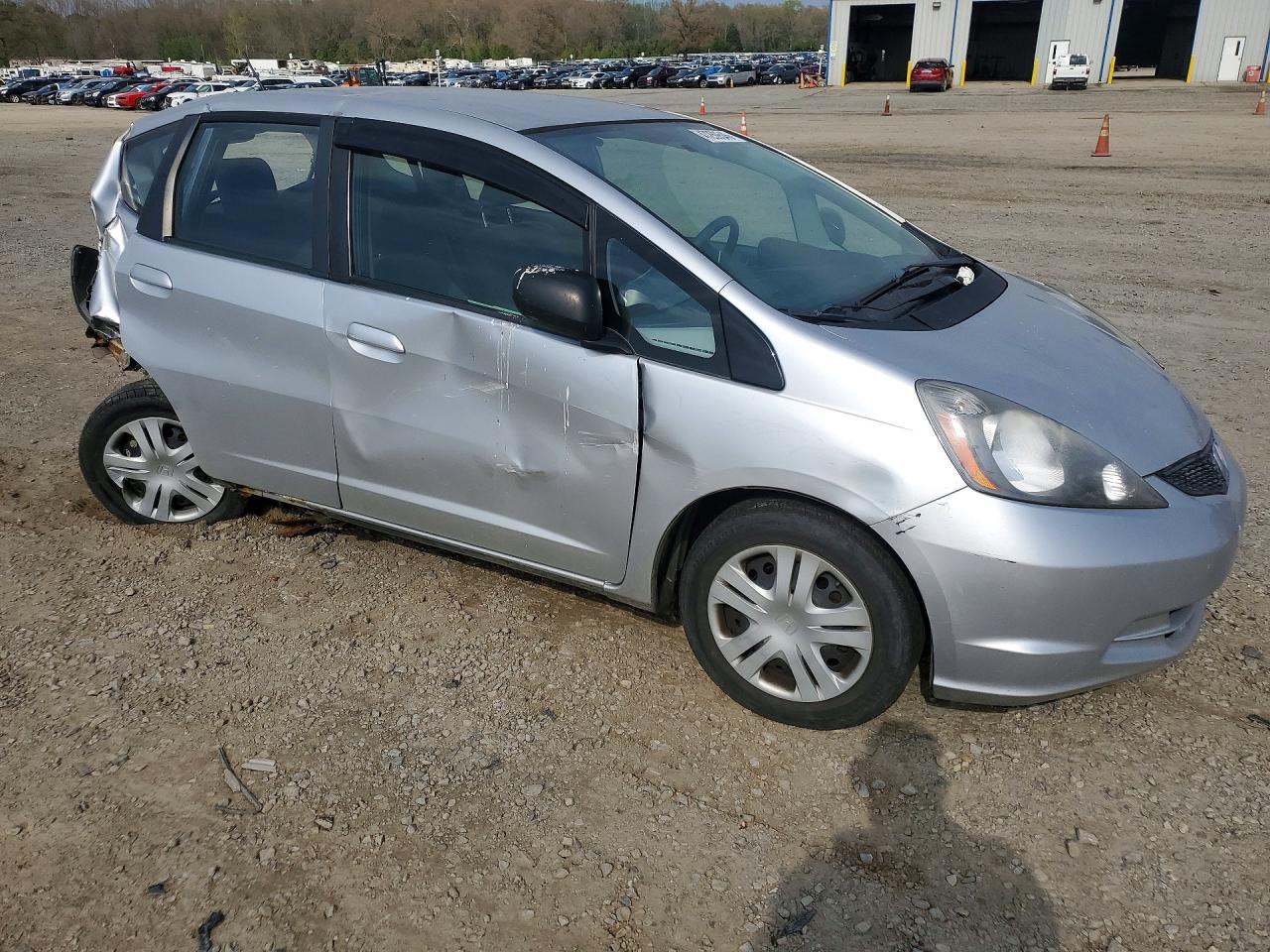 2011 Honda Fit VIN JHMGE8H31BC013496 photo 4