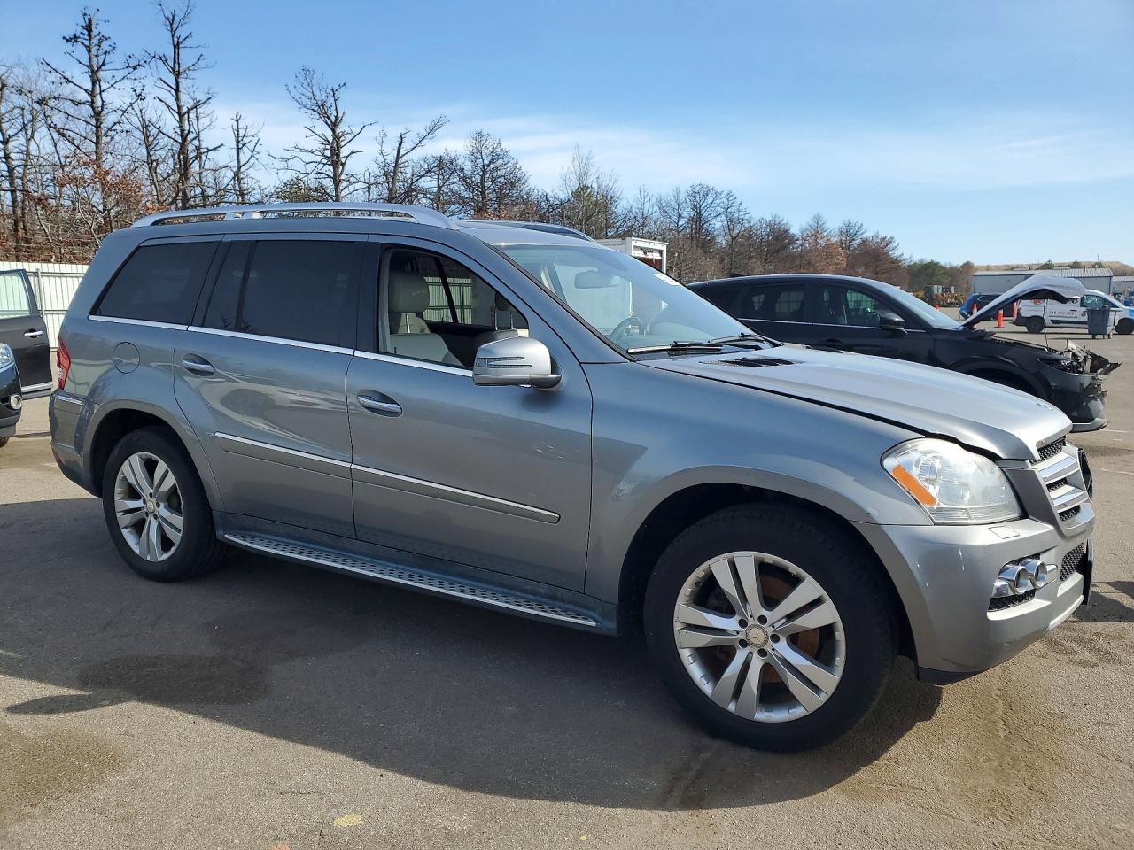 2011 Mercedes-Benz Gl-class VIN 4JGBF7BE7BA629479 photo 4