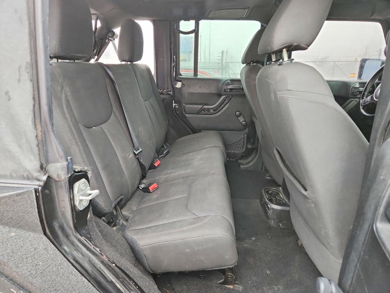 2016 Jeep Wrangler unlimited VIN 1C4BJWDG9GL307711 photo 10
