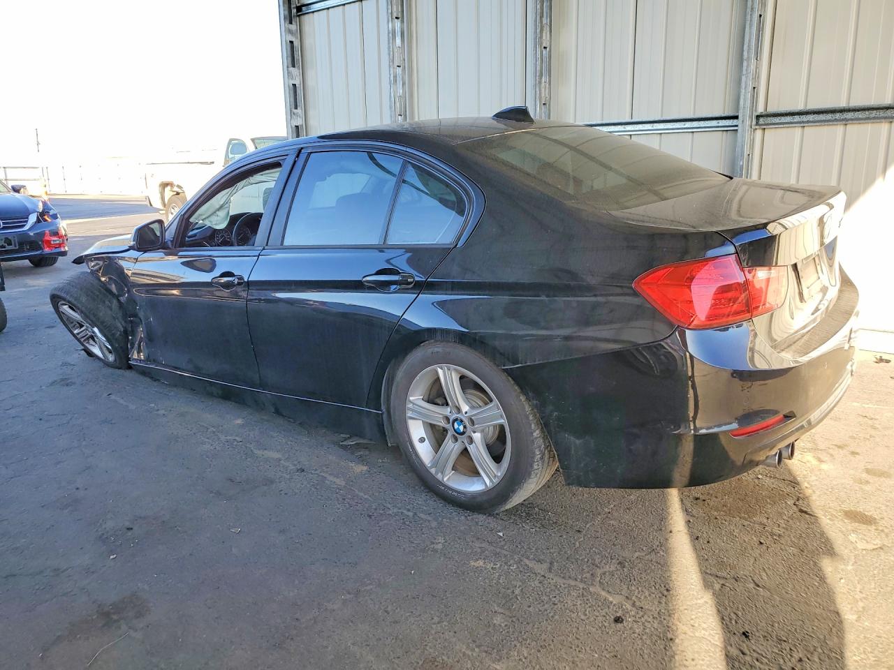 2015 3 series VIN WBA3A5G58FNS86178 photo 2
