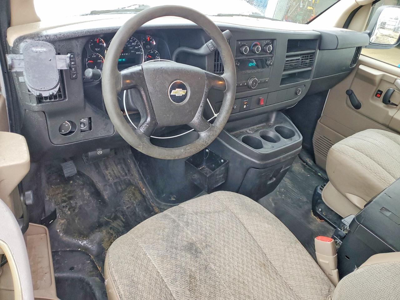 2011 CHEVROLET Express g2500 VIN 1GCWGFCAXB1182591 photo 8