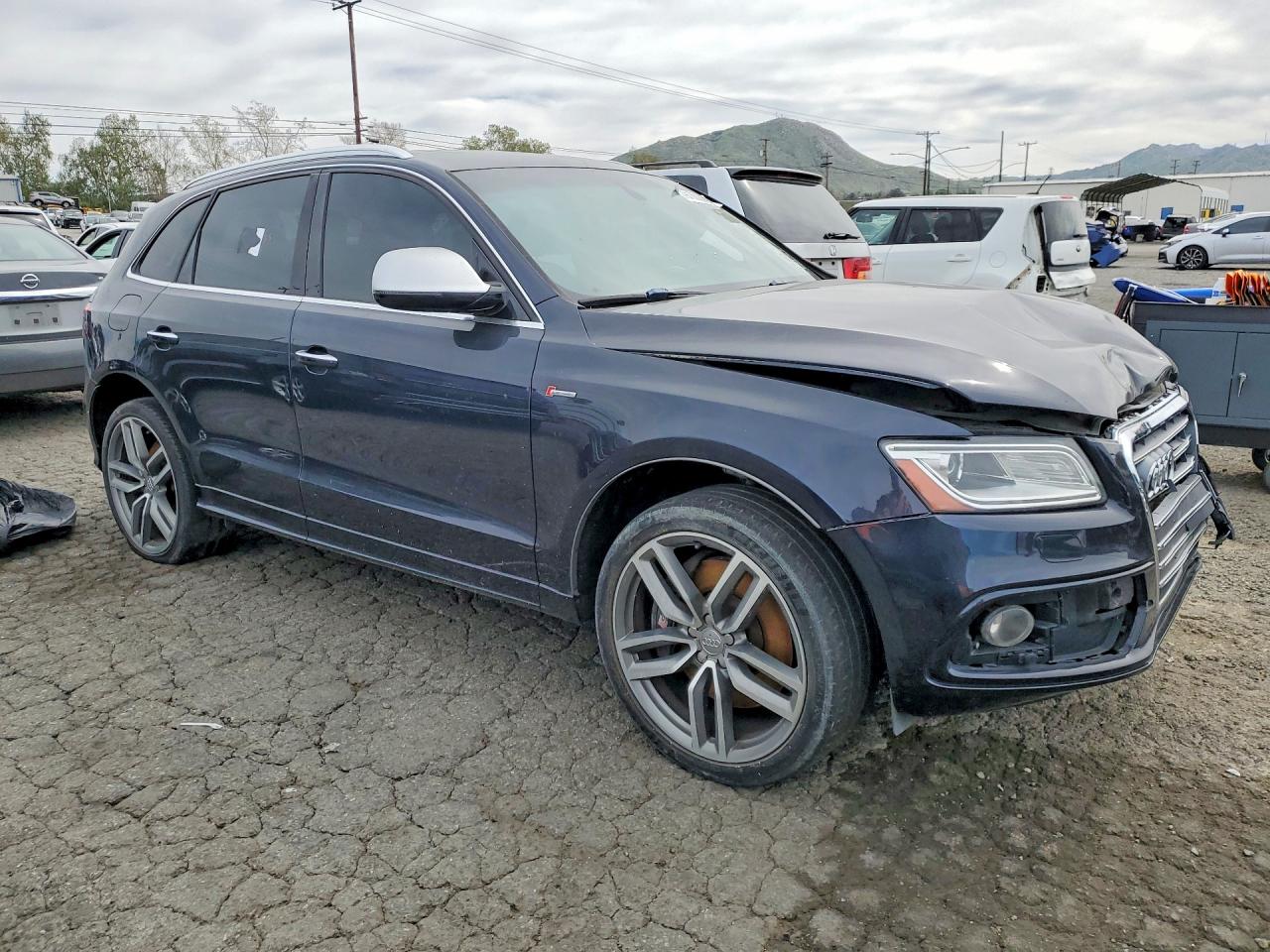 2016 Audi Sq5 VIN WA1CCAFP9GA061344 photo 4
