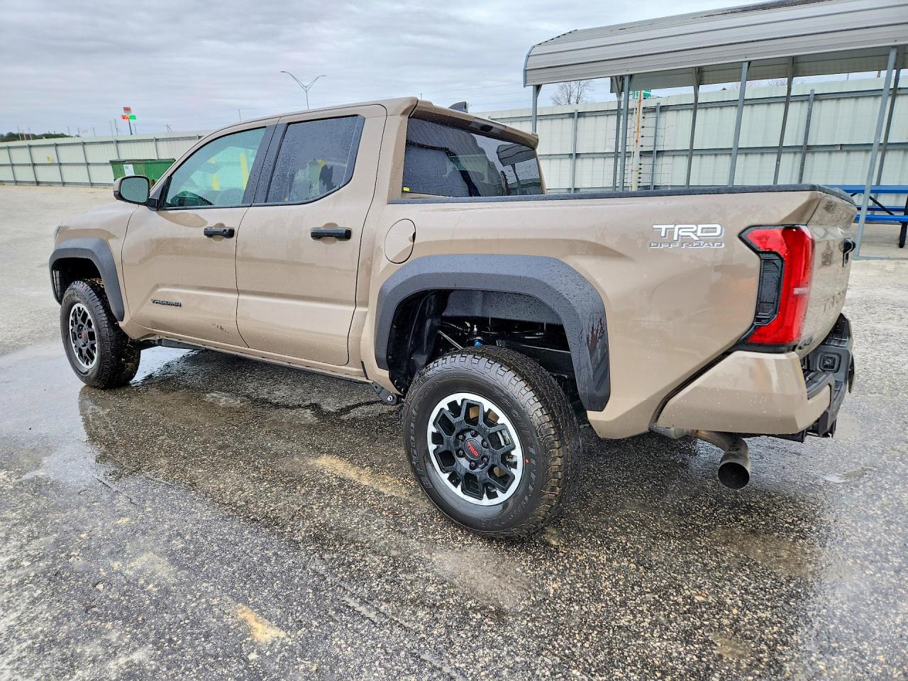 2026 Toyota Tacoma VIN 3TMLB5JN9TM219927 photo 2