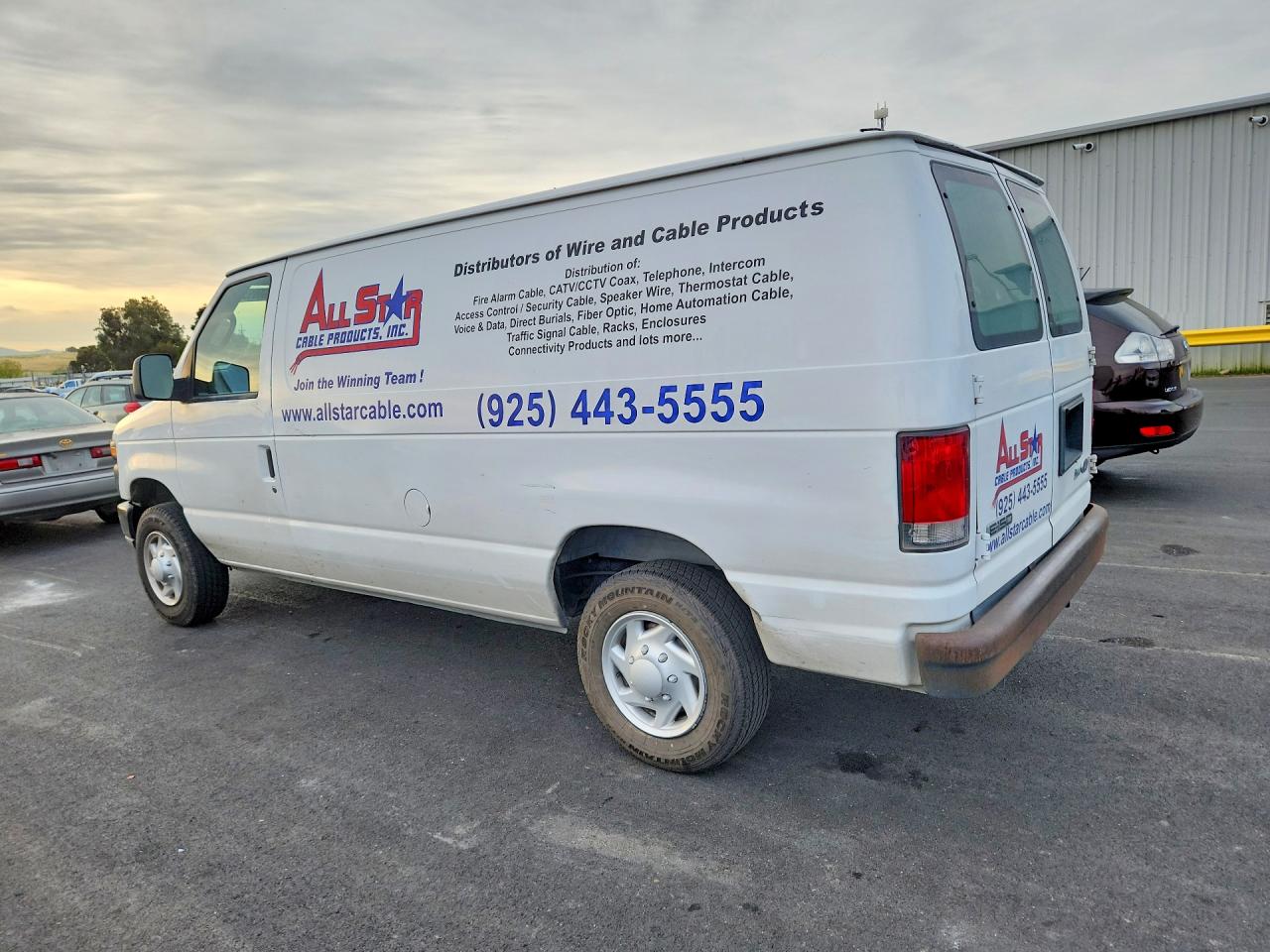 2014 Ford Econoline VIN 1FTNE1EWXEDA35039 photo 2