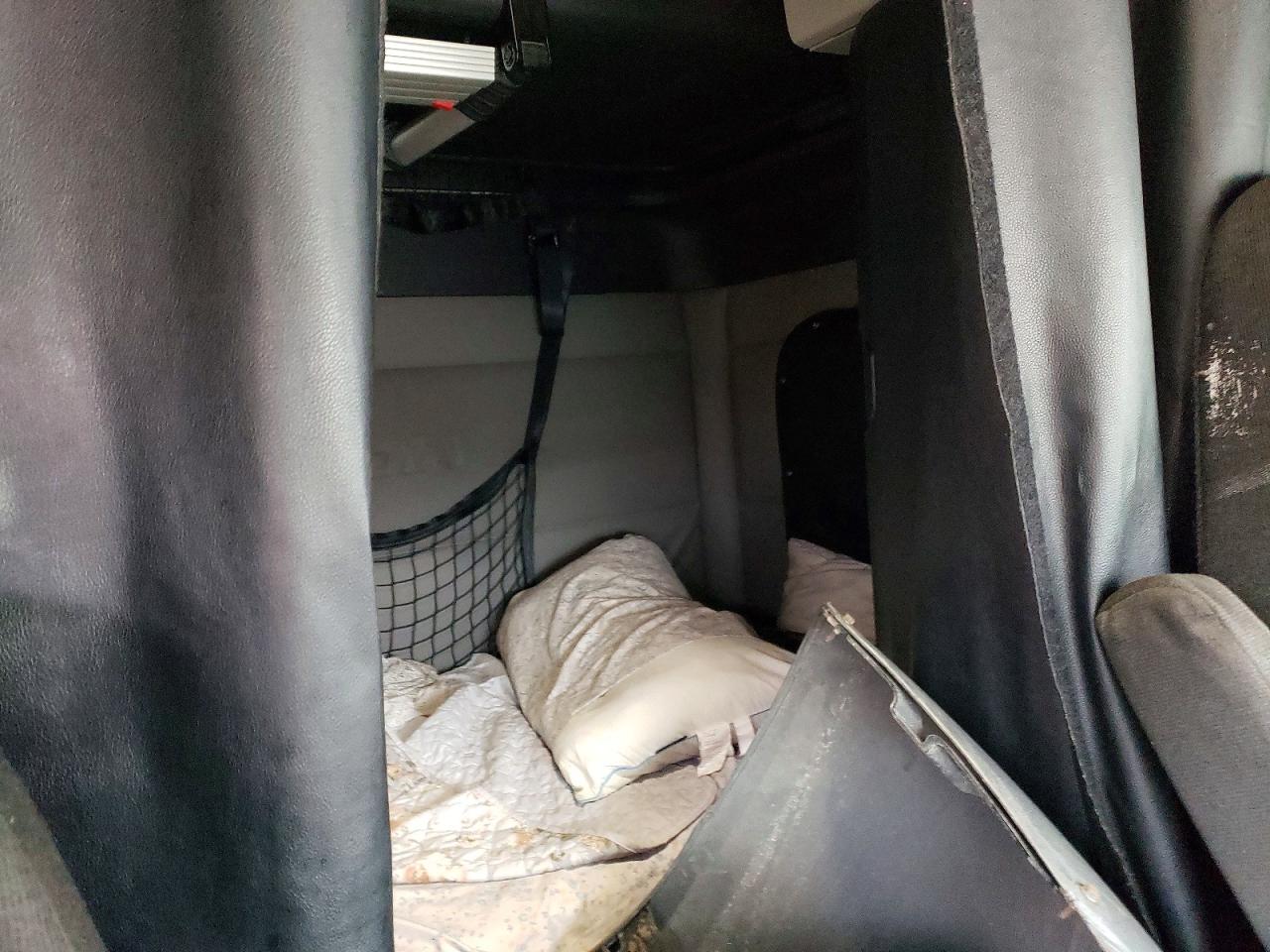2020 FREIGHTLINER All other VIN 3AKJHHDR0LSLZ2109 photo 6