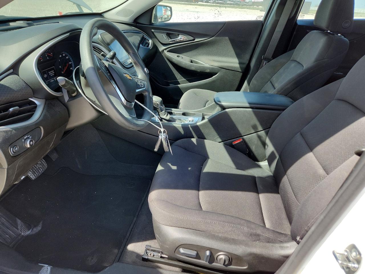 2024 Malibu VIN 1G1ZC5ST3RF201266 photo 7