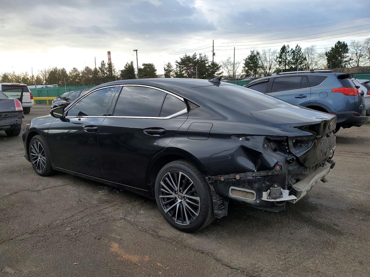 2022 Lexus ES 250 VIN 58AD11D16NU009359 photo 2
