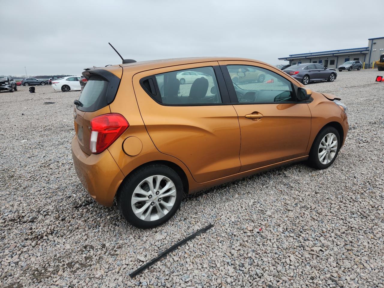 2019 Chev Spark VIN KL8CD6SA6KC724716 photo 3