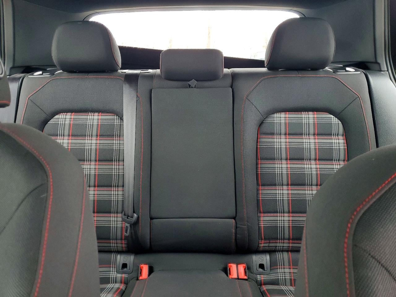 2015 Volkswagen Gti VIN 3VW4T7AU0FM051522 photo 10