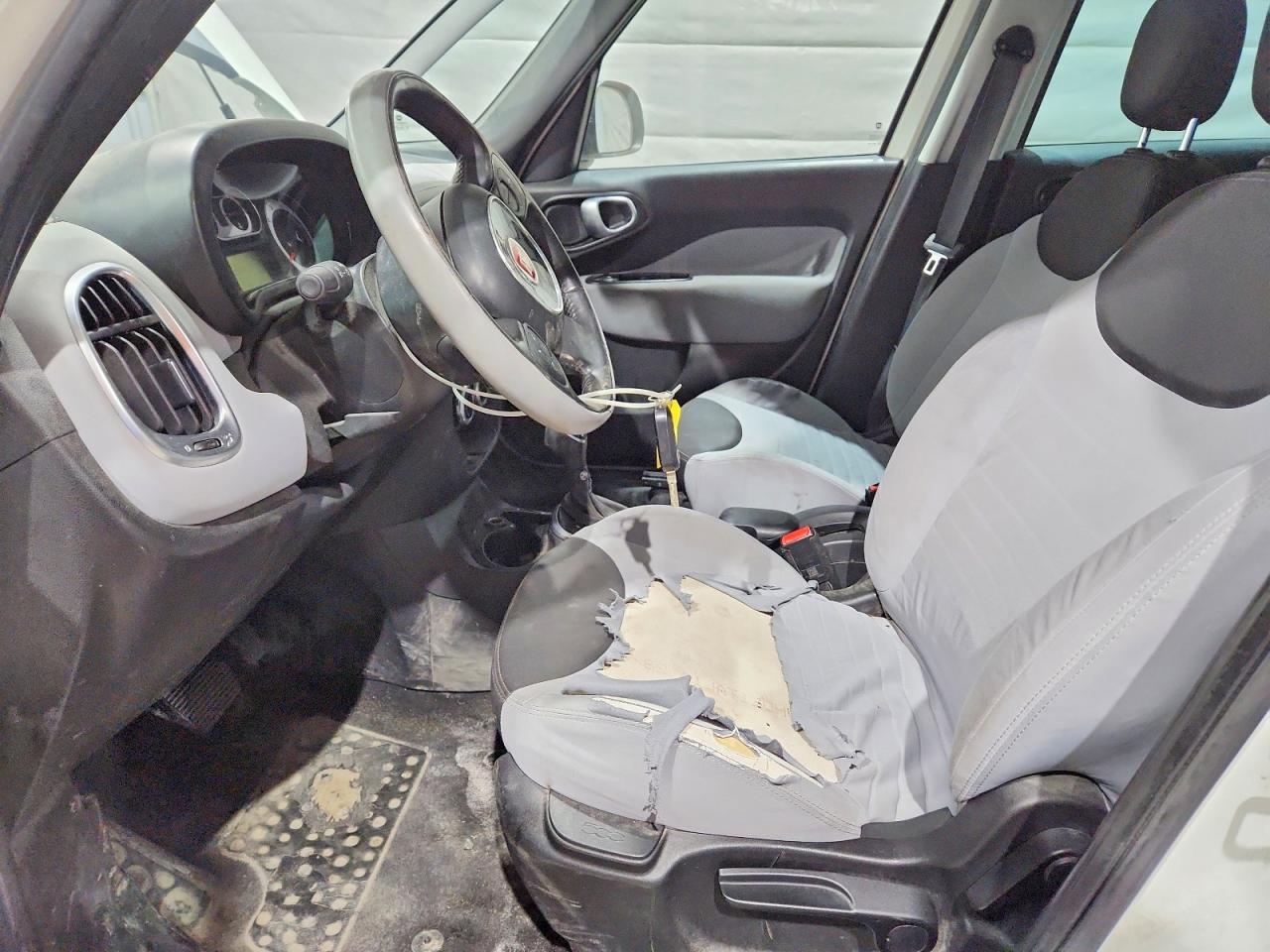2014 Fiat 500 VIN ZFBCFABH9EZ028437 photo 7