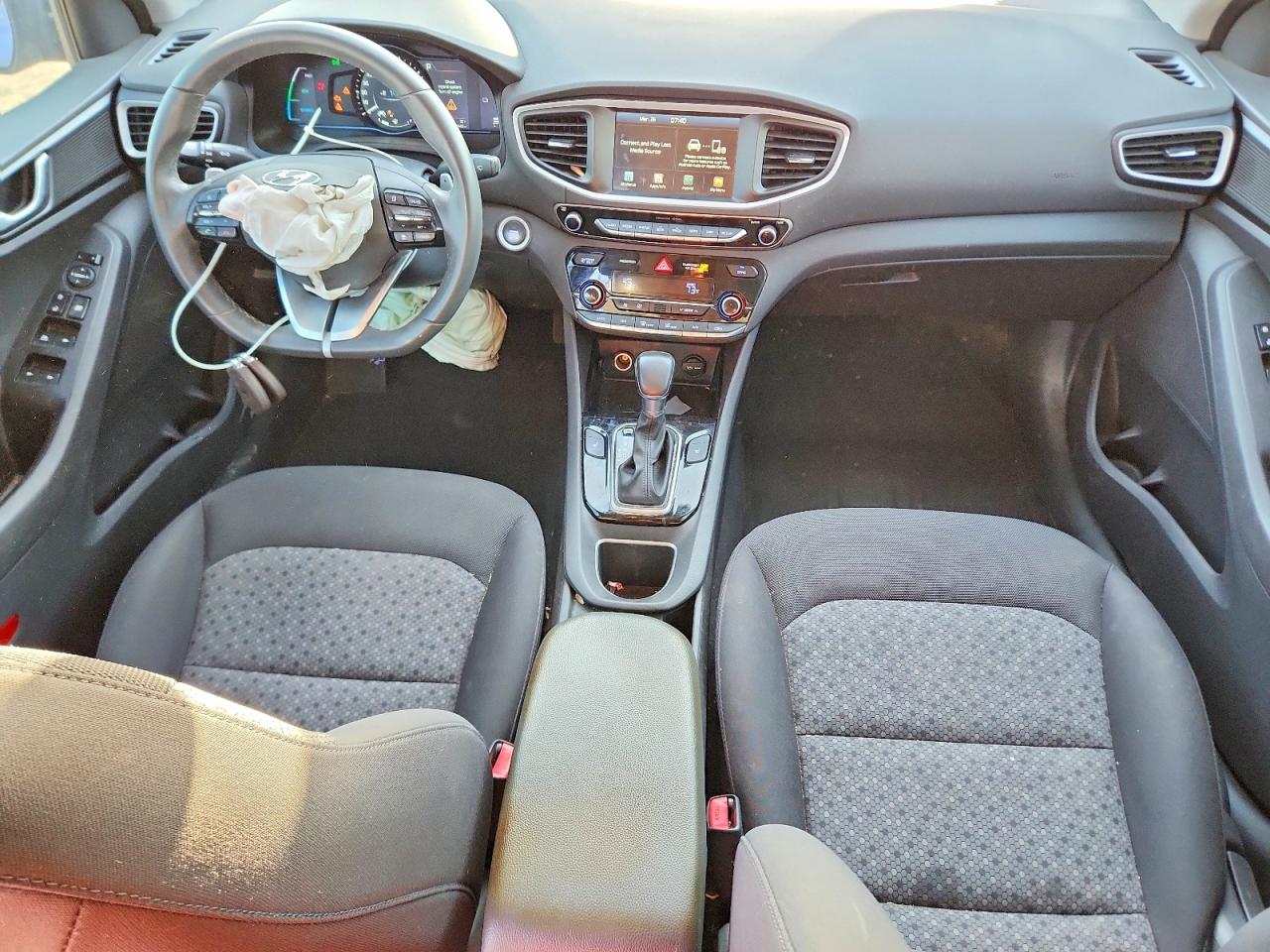 2019 HYUNDAI Ioniq hybrid VIN KMHC75LC3KU131667 photo 8