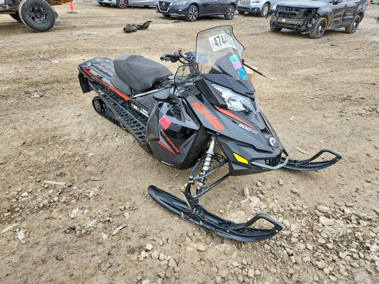 2015 SKID Adrenal VIN 2BPSMBFA2FV000869 photo 1
