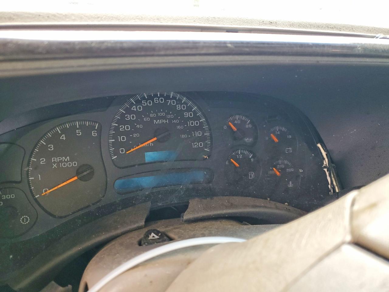 2003 GMC Yukon VIN 1GKEK63U93J289318 photo 9