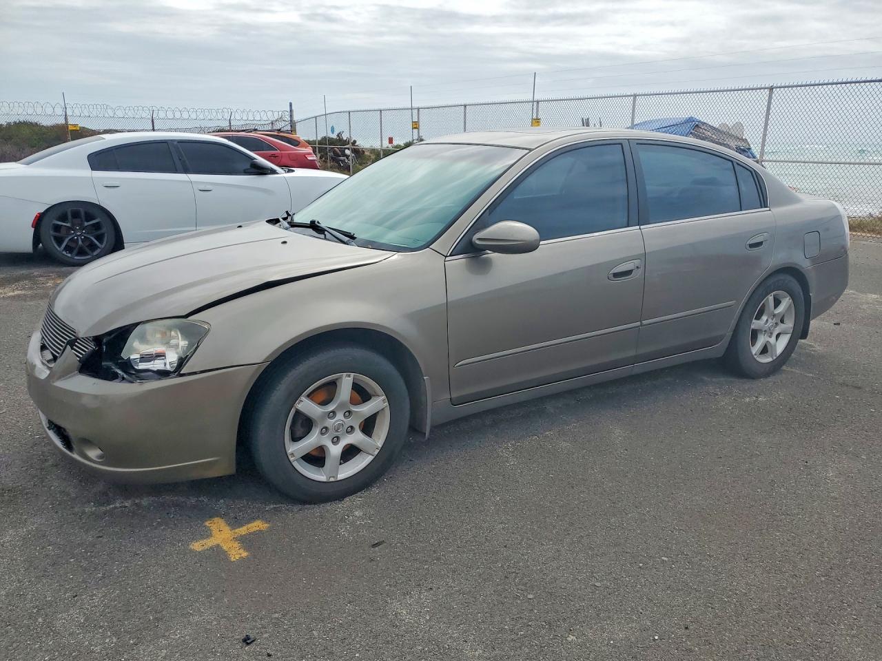 2005 Nissan Altima VIN 1N4AL11D25C380974 photo 1