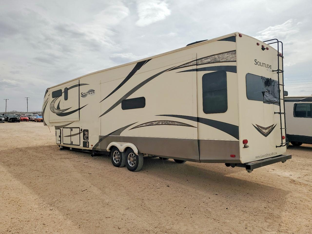2017 GRAND Solitude VIN 573FS4229H1107086 photo 3
