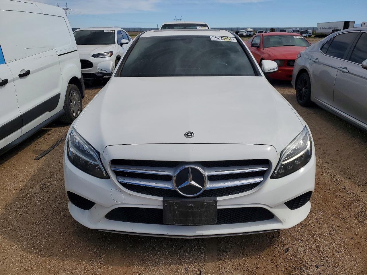 2019 Mercedes-Benz C class VIN 55SWF8DB1KU315007 photo 5