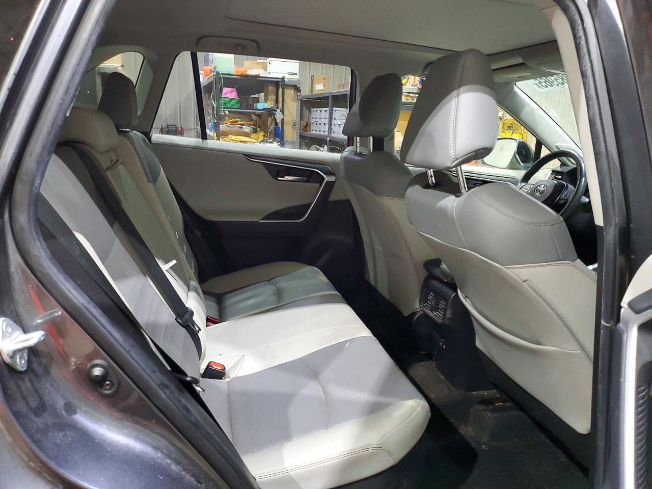 2020 TOYOTA Rav4 hybrid VIN JTMDWRFV6LD536696 photo 11