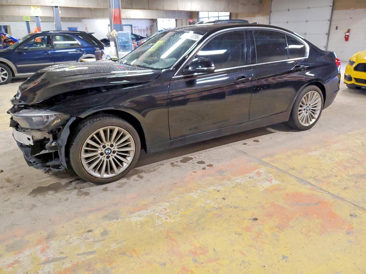 2014 BMW 3 series VIN WBA3B5G54ENS07827 photo 1