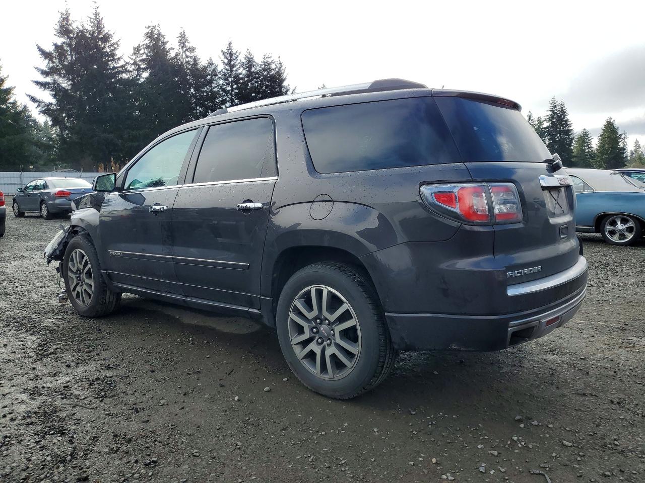 2013 GMC Acadia den VIN 1GKKVTKD6DJ161923 photo 2