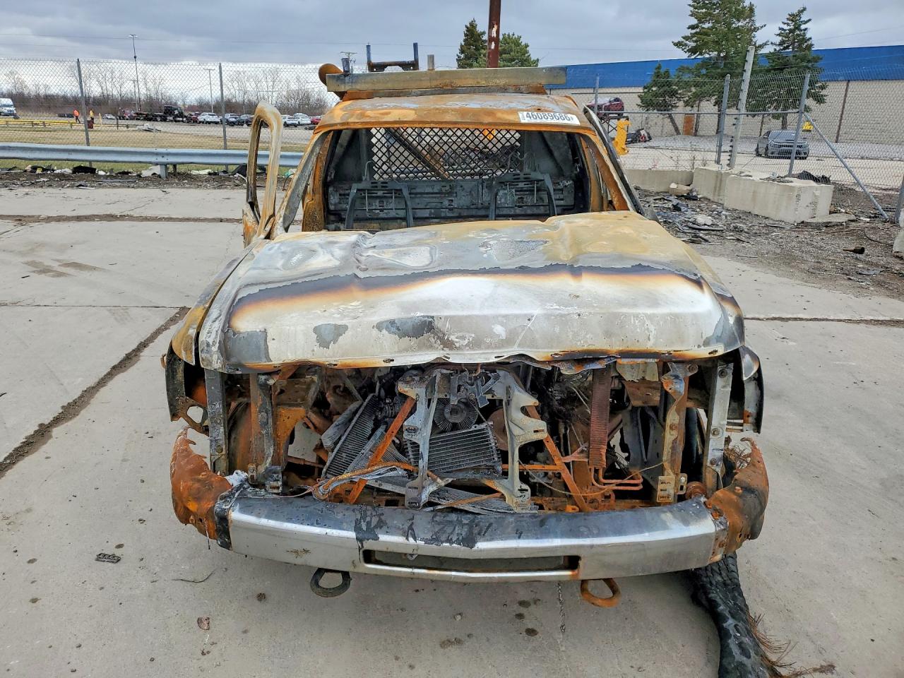 2010 CHEV Silverado VIN 1GC3CVBG0AF131987 photo 5