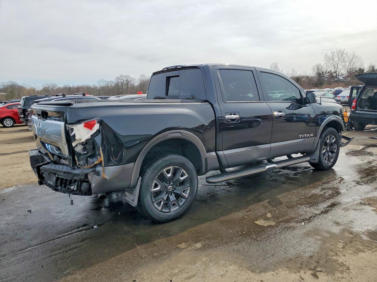 2021 Nissan TITAN VIN 1N6AA1ED4MN536264 photo 3