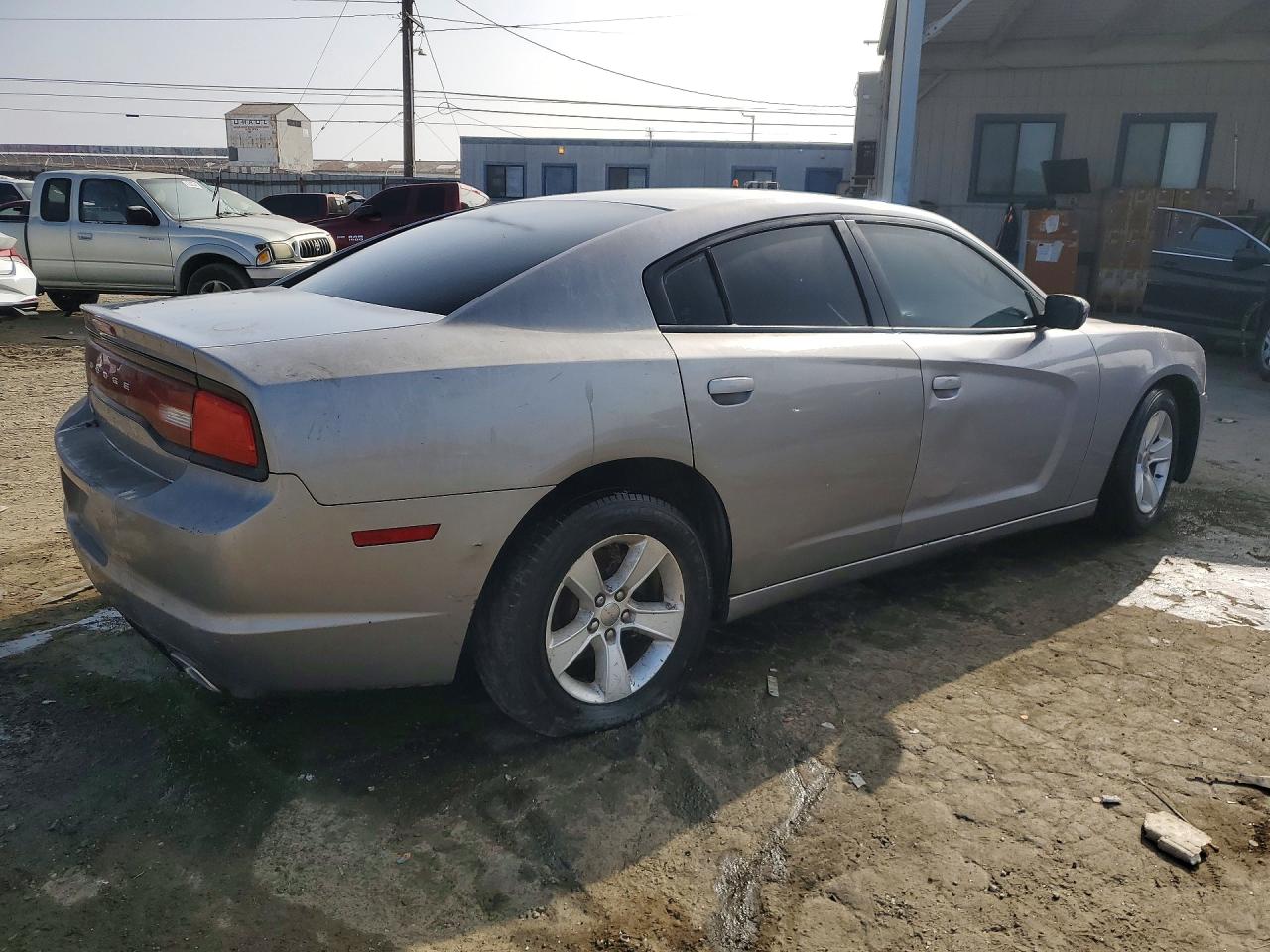 2013 Charger VIN 2C3CDXBG0DH623029 photo 3