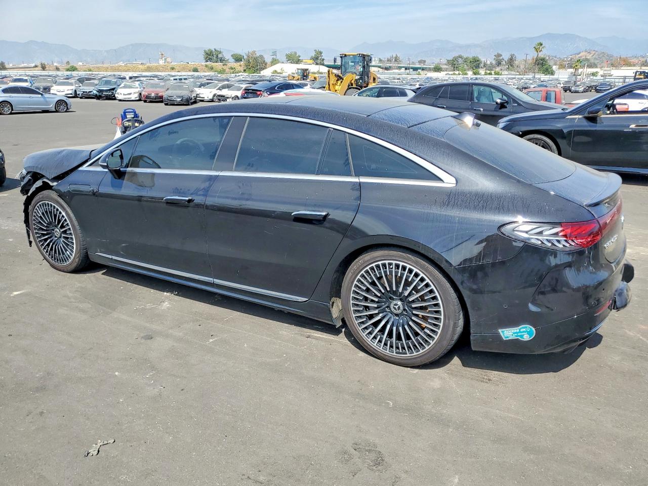 2023 Mercedes-Benz All other VIN W1KCG2DB1PA035592 photo 2