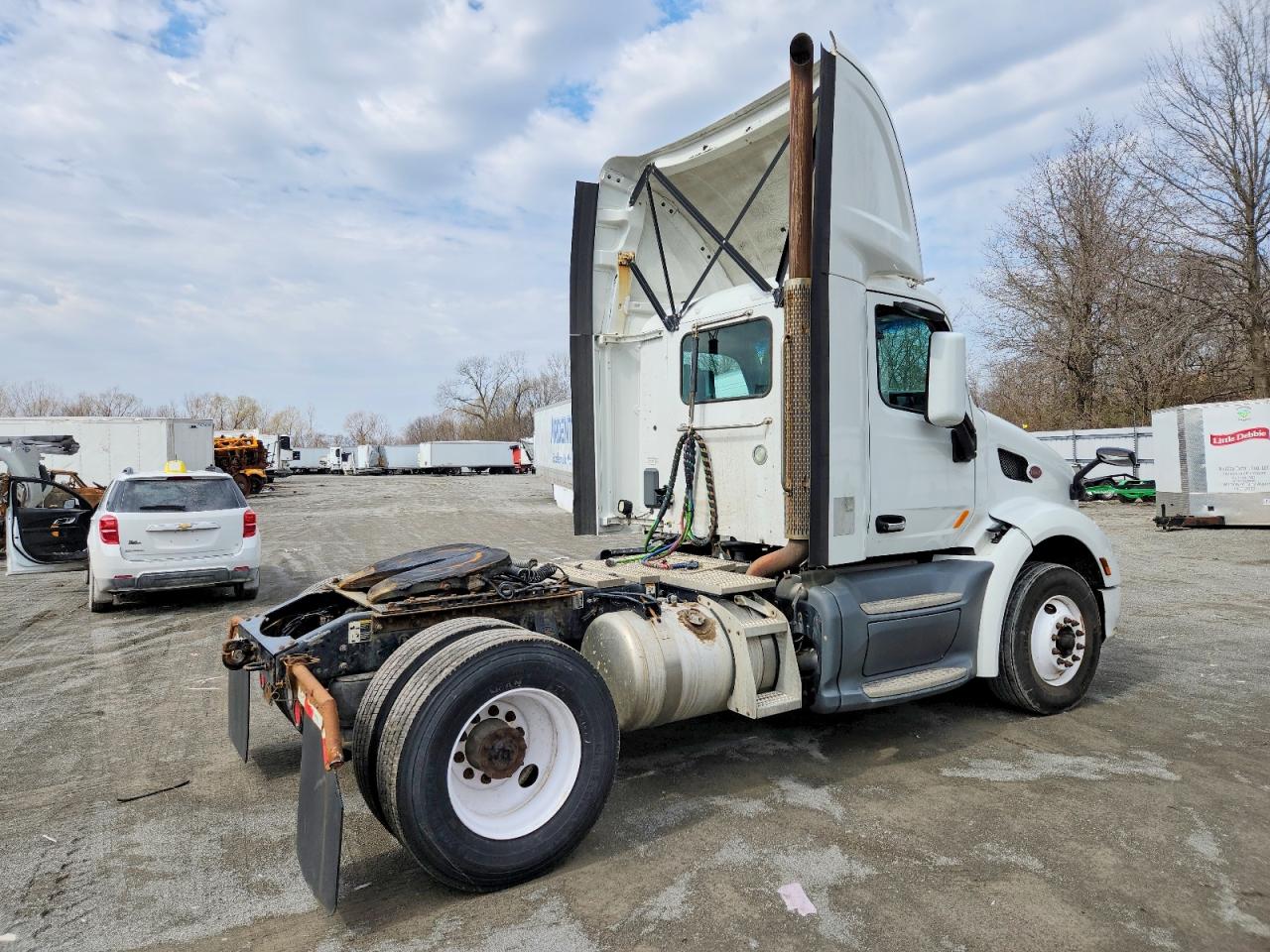 2017 PETERBILT All other VIN 1XPBA48X2HD428556 photo 4