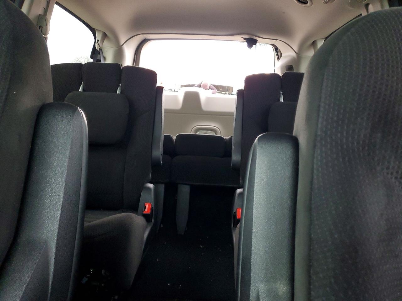 2015 Dodge Caravan VIN 2C4RDGCG8FR540692 photo 10