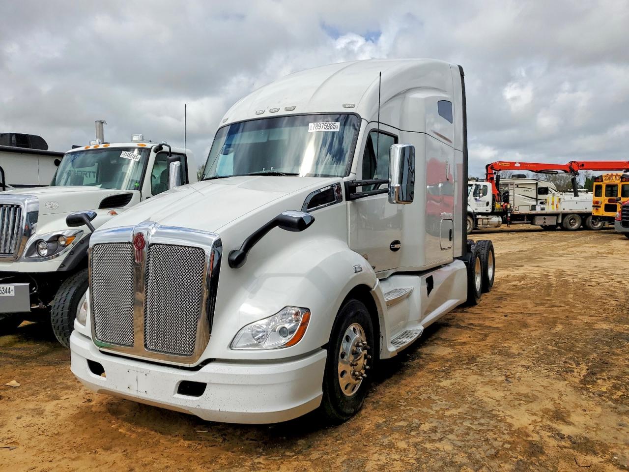 2019 KENWORTH All other VIN 1XKYDP9X9KJ241637 photo 2