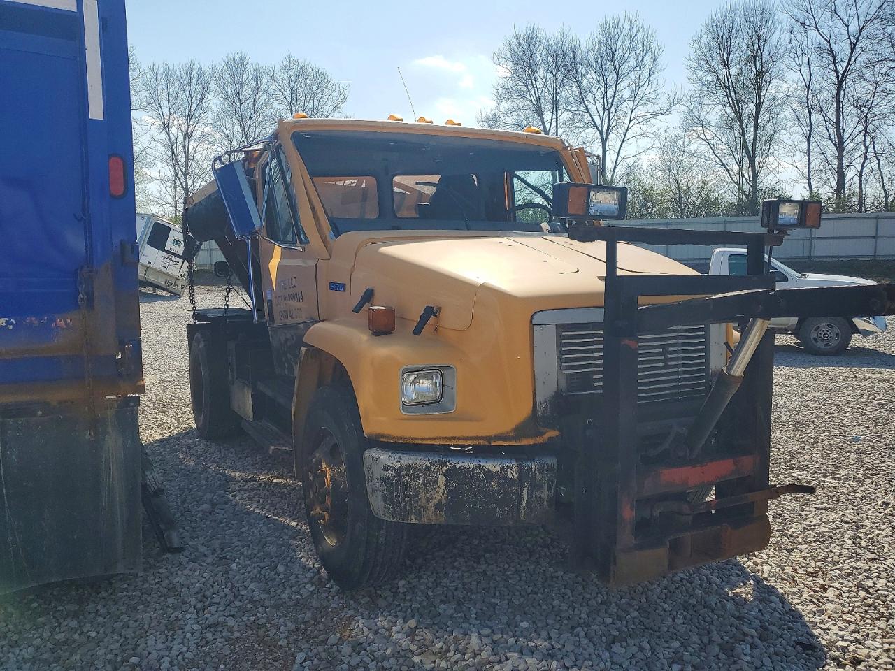 2000 FREIGHTLINER All other VIN 1FV6HFAB4YHA74743 photo 1