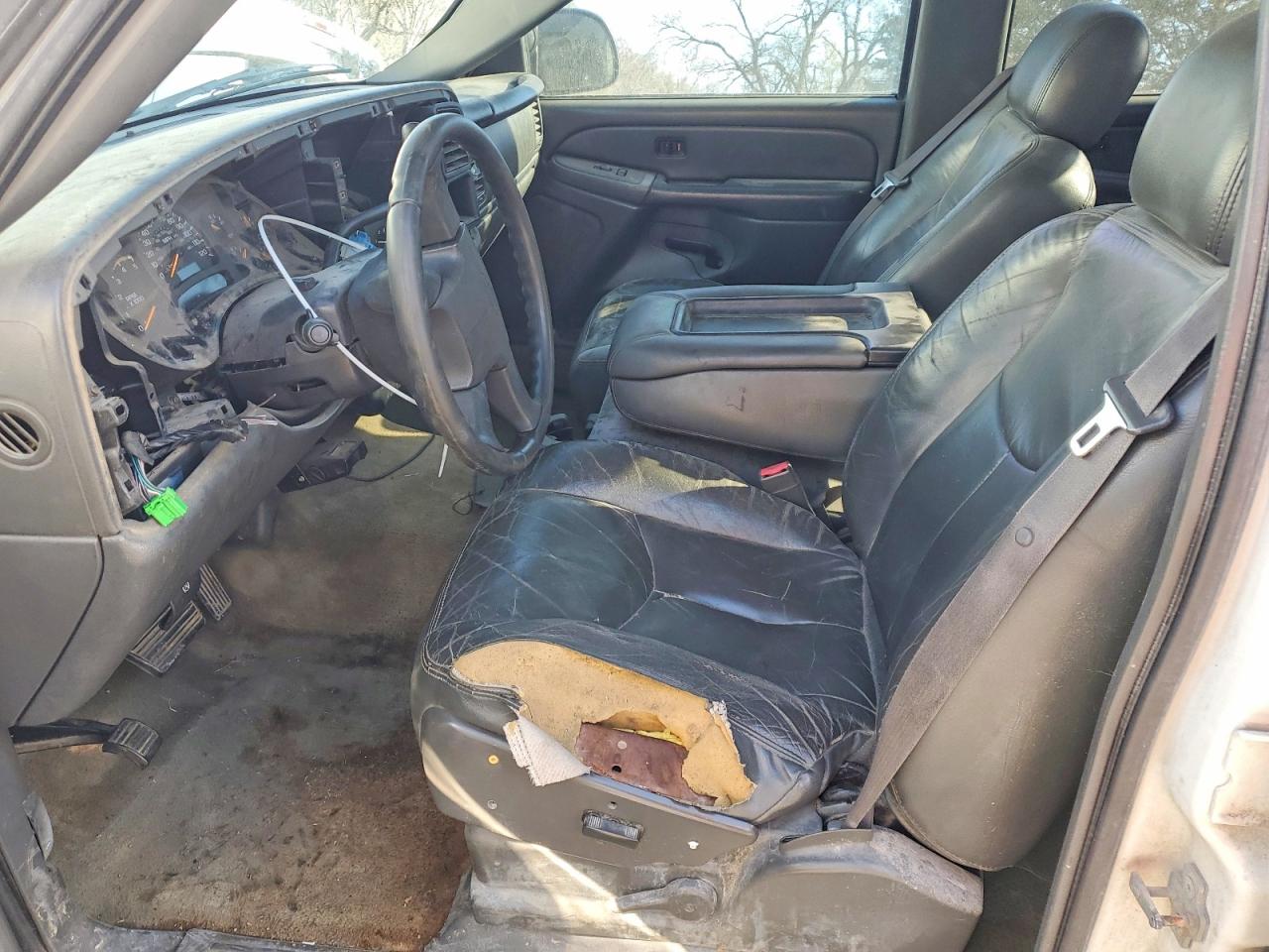 2004 Chevrolet All models VIN 1GCHK23254F185302 photo 7