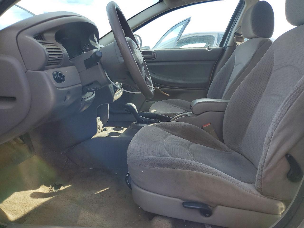 2004 Chrysler Sebring VIN 1C3EL46X24N307630 photo 7