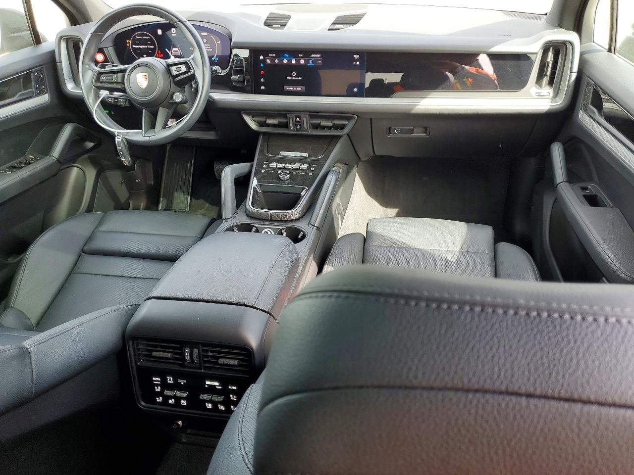 2024 Porsche Cayenne VIN WP1AA2AY9RDA09740 photo 8