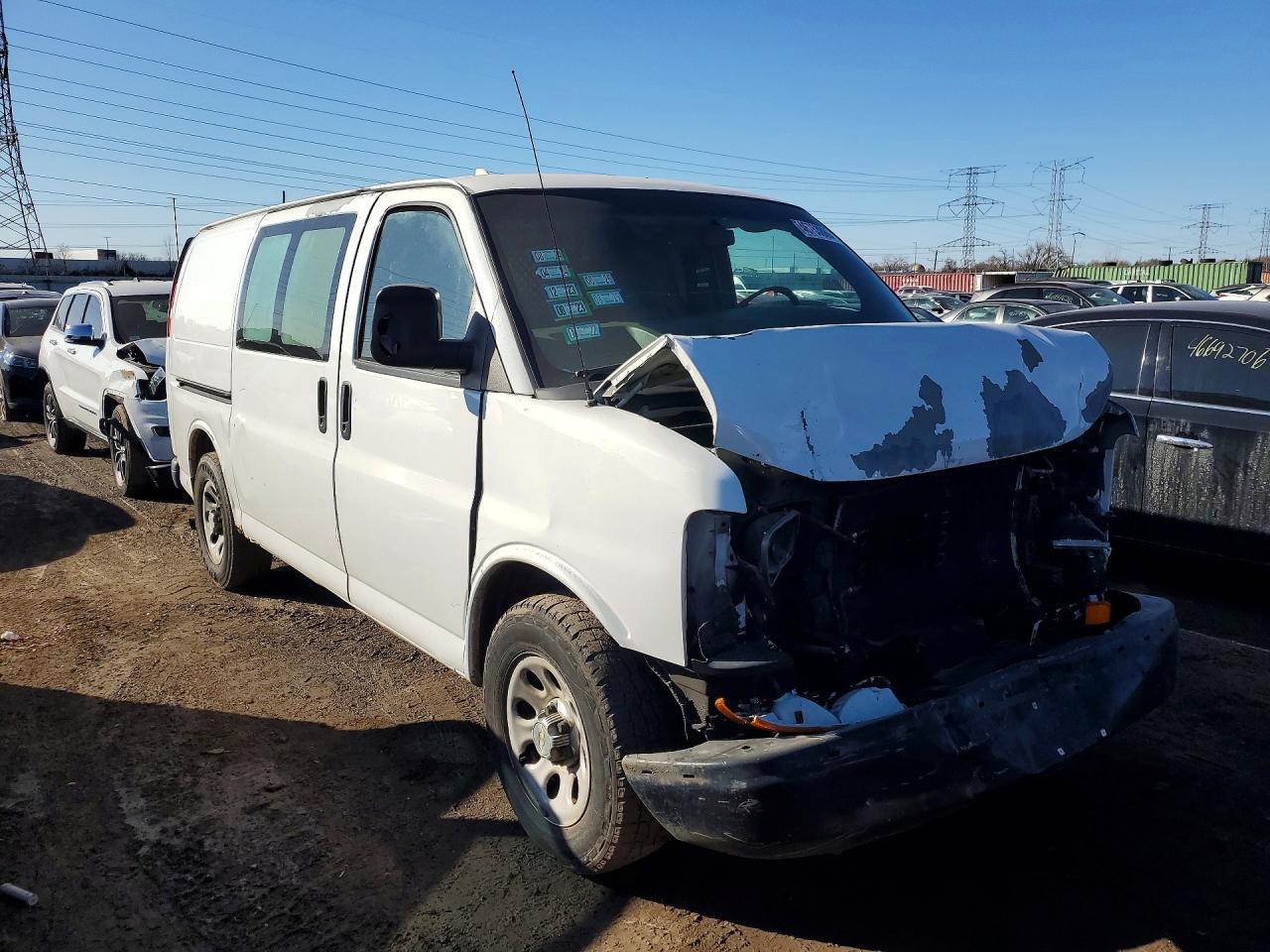 2012 CHEV Express VIN 1GCSGAFX0C1143365 photo 4