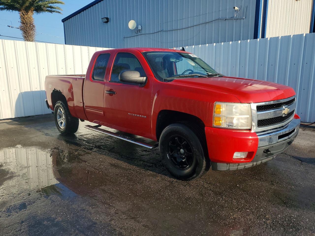 2011 Chevrolet All models VIN 1GCRKSE37BZ142716 photo 4