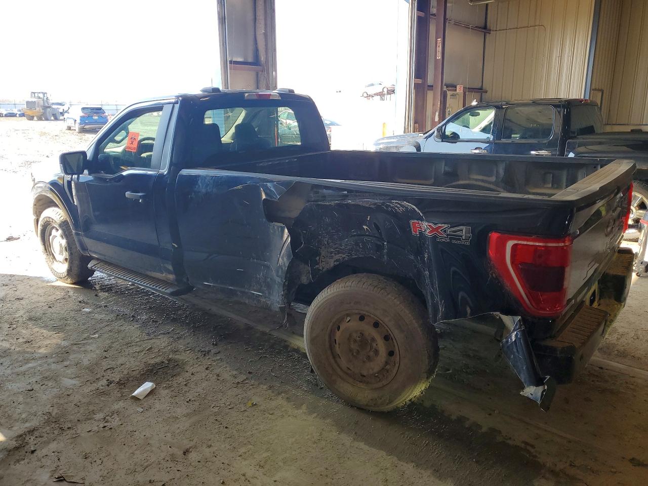 2023 Ford F150 VIN 1FTMF1EP3PKD13263 photo 2
