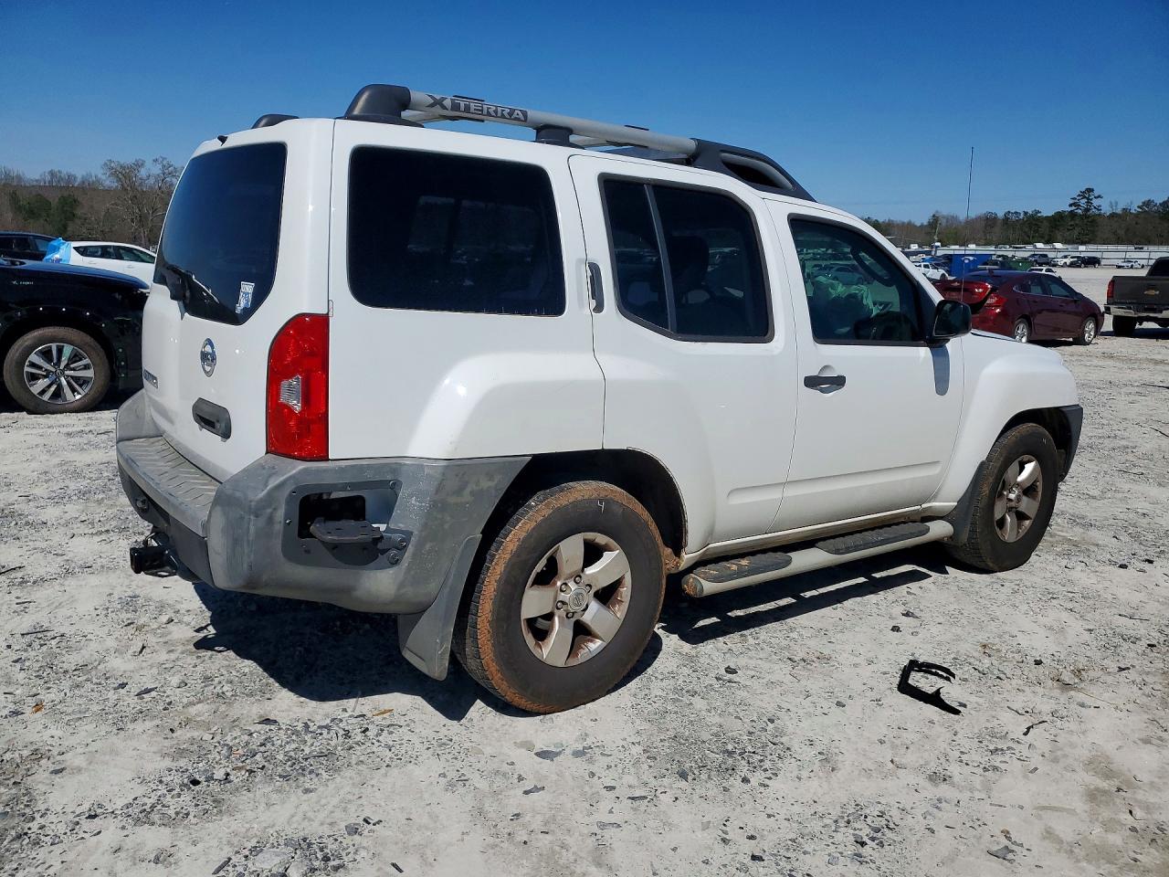2010 Nissan Xterra VIN 5N1AN0NU5AC517470 photo 3