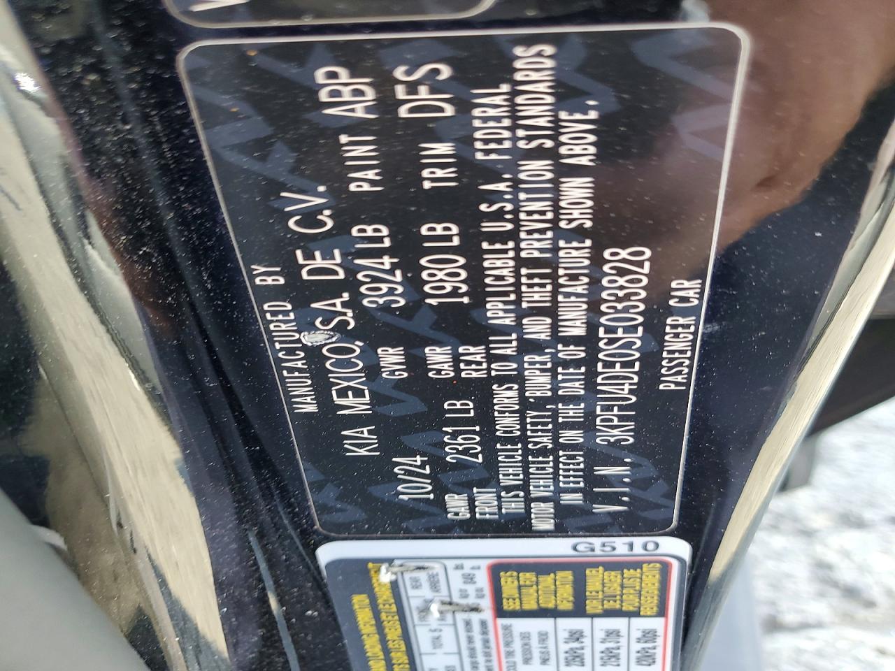 2025 Kia All other VIN 3KPFU4DE0SE033828 photo 12